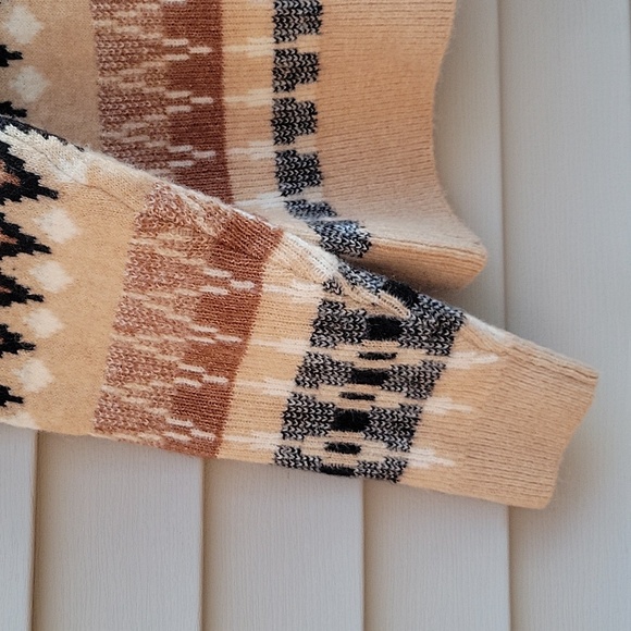 FRYE WOMENS SWEATER NWT - Picture 12 of 14